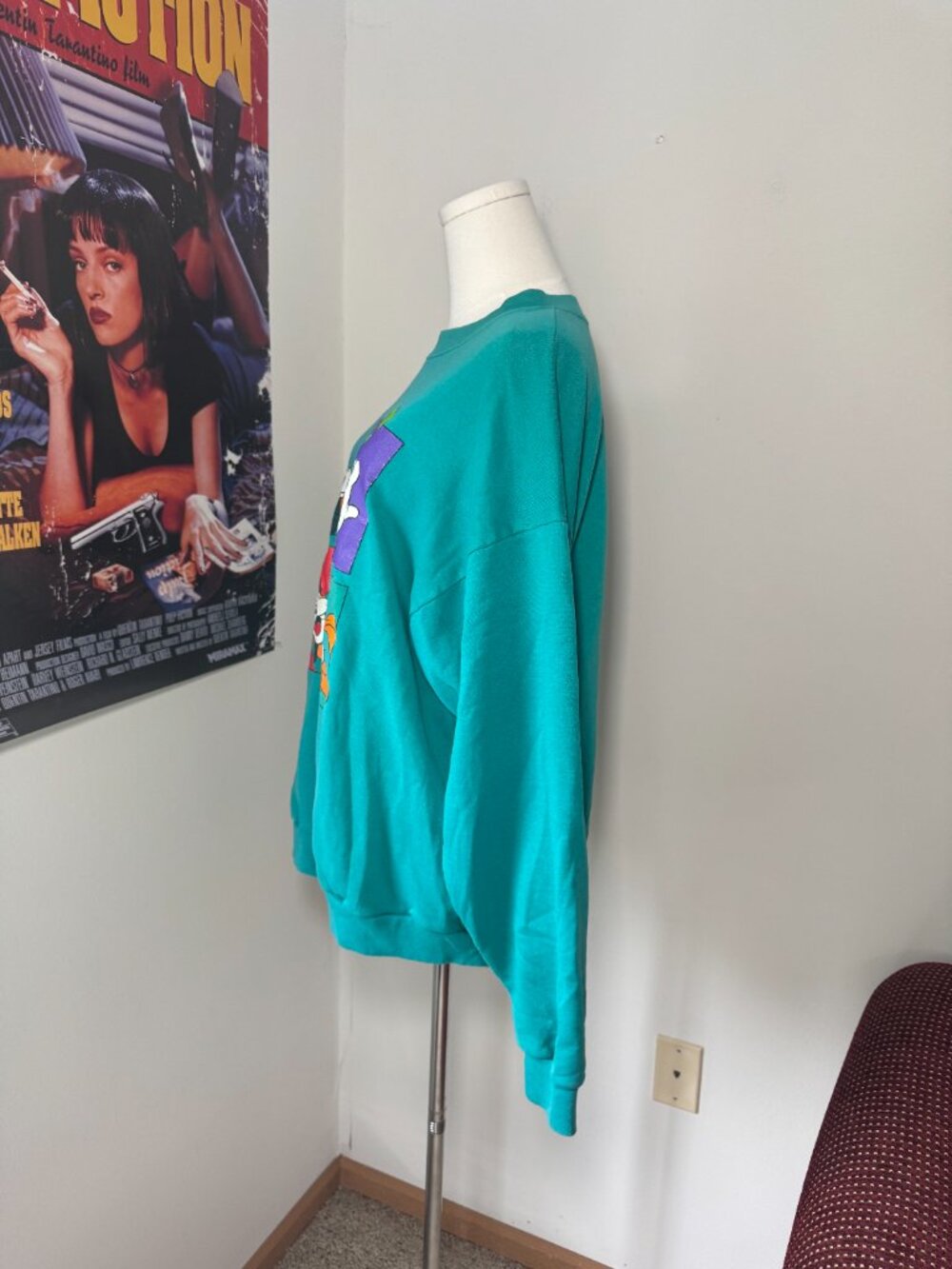 Disney Vintage Walt Disney Company Turquoise Goofy Distressed Crew Sweatshirt - Picture 10 of 12